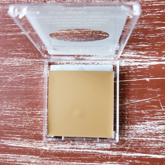 Beige 4 Endless Performance Creme-to-Powder Foundation - Mary Kay - Picture 3 of 4